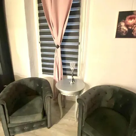 Cosy&spa Luxe Jacuzzi Sauna Cristal